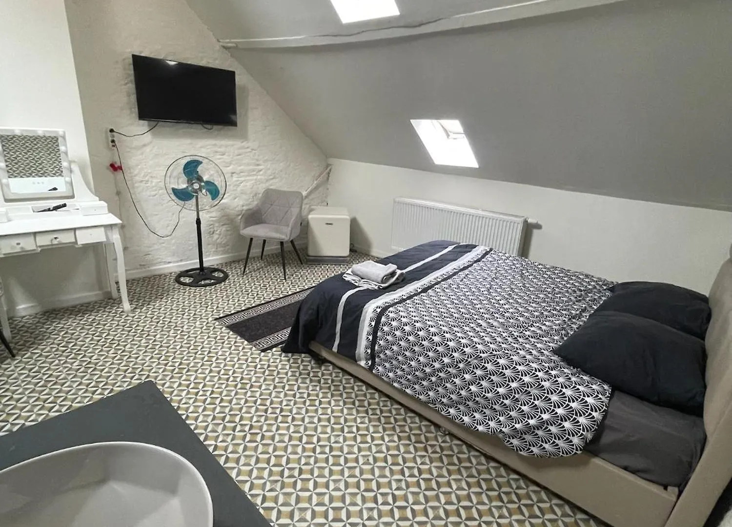 Place To Stay In Antwerp City